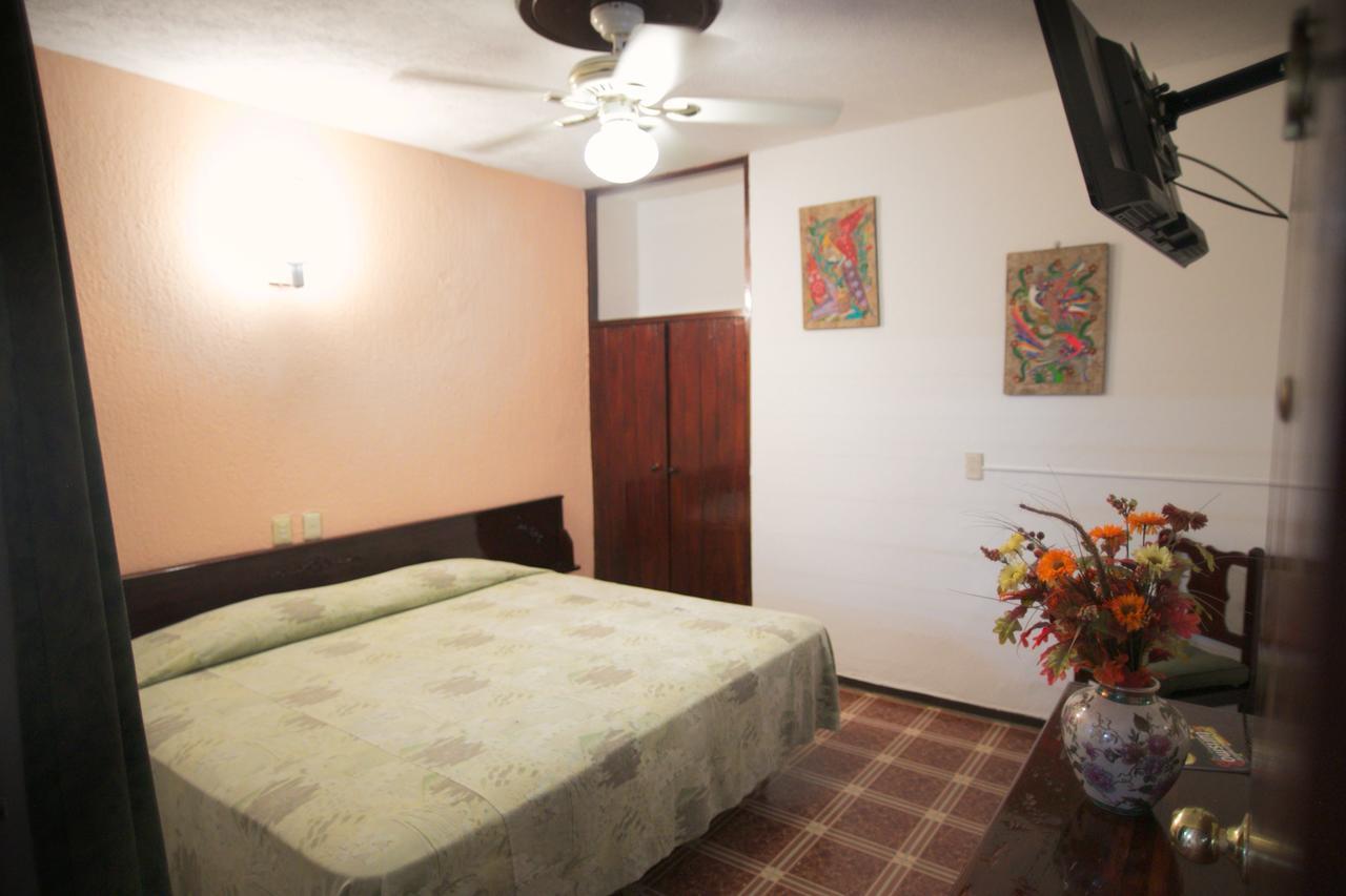 Hotel Maria De Lourdes Tuxtepec Bagian luar foto