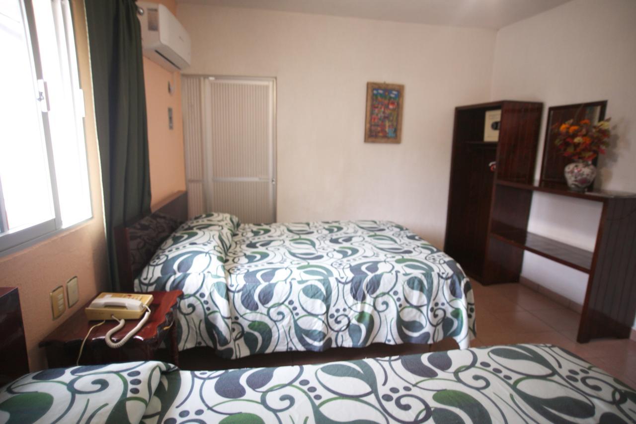 Hotel Maria De Lourdes Tuxtepec Bagian luar foto