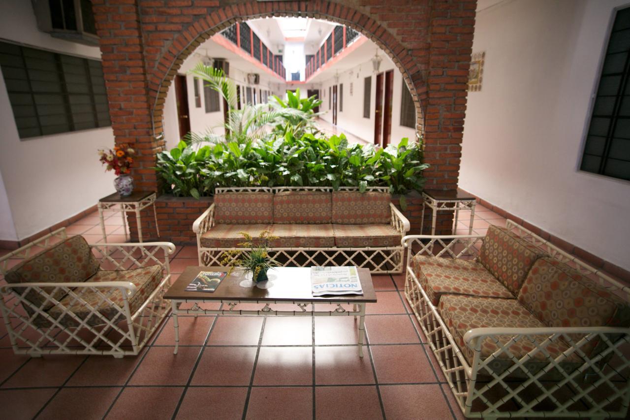 Hotel Maria De Lourdes Tuxtepec Bagian luar foto