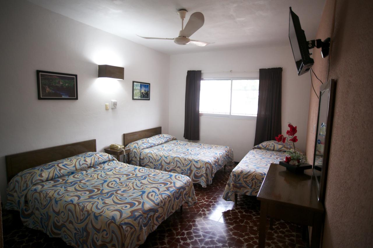 Hotel Maria De Lourdes Tuxtepec Bagian luar foto
