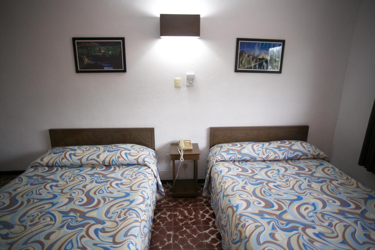 Hotel Maria De Lourdes Tuxtepec Bagian luar foto